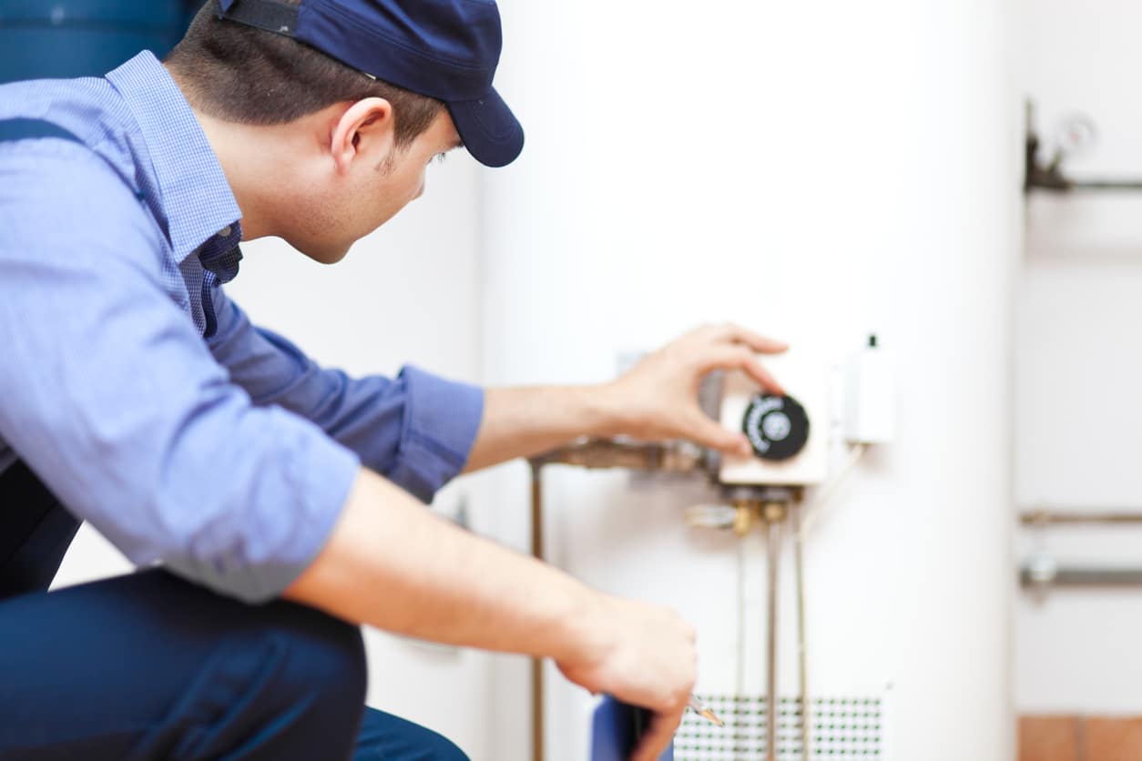 preparing-your-hot-water-heater-for-winter